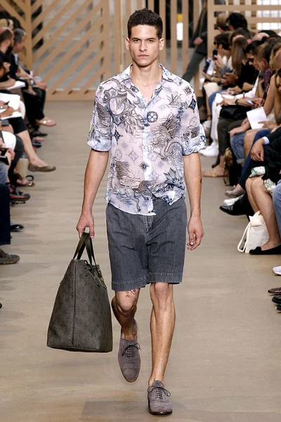 Look 20
